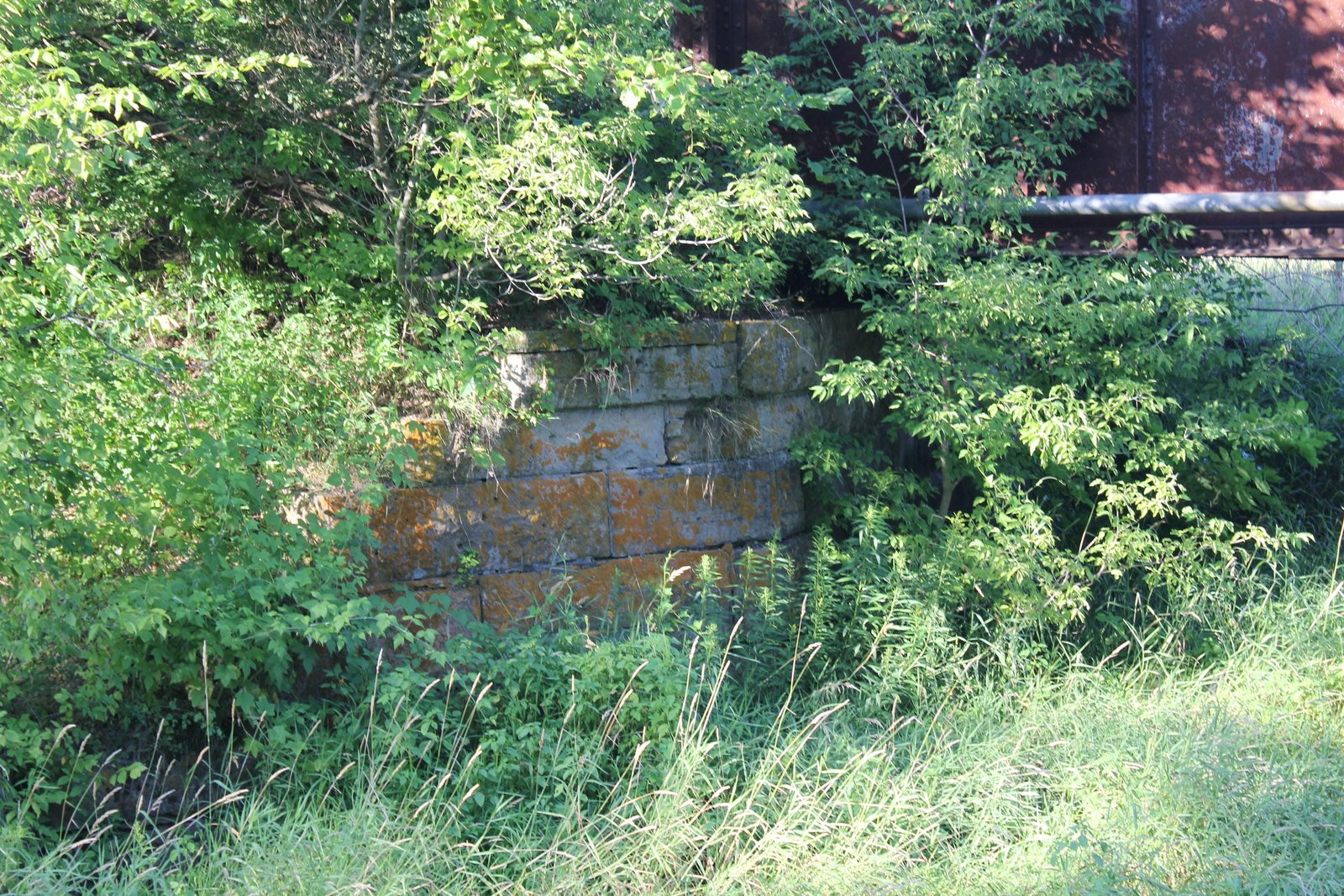 North abutment